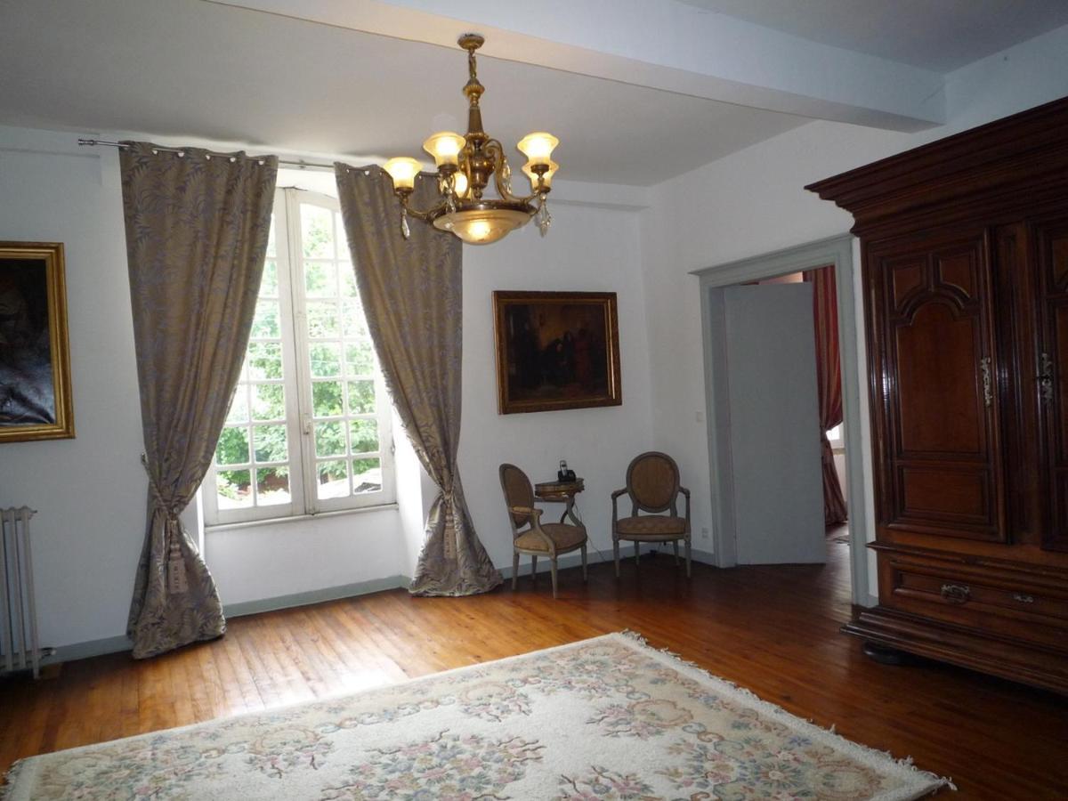 Chambres D'Hotes Art Et Remparts ลา เฮออล ภายนอก รูปภาพ