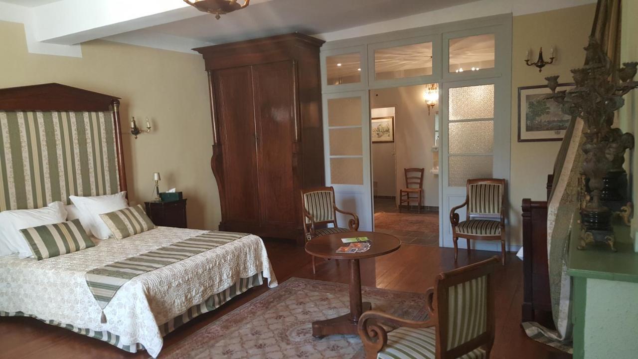 Chambres D'Hotes Art Et Remparts ลา เฮออล ภายนอก รูปภาพ